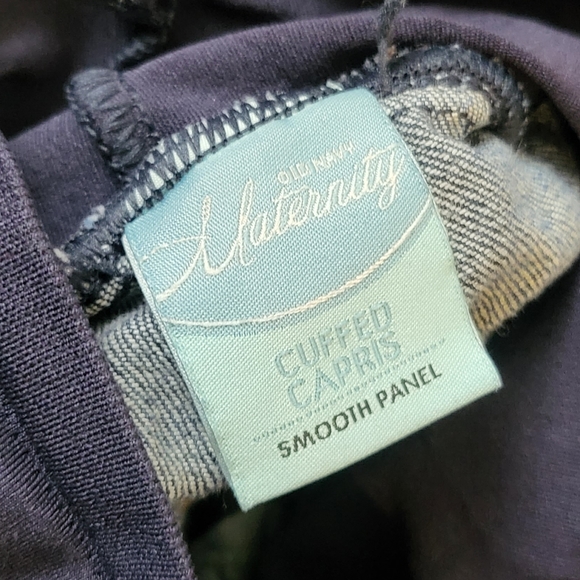 Maternity cuffed capris Size 4 Old Navy - Picture 8 of 9